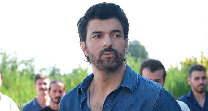 Engin Akyürek, Bereketli Topraklar'da İzleyiciyle Buluşuyor