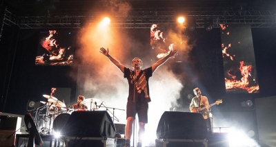 Adamlar, İlk Solo Harbiye Konserinde İstanbul'lular İle Buluştu